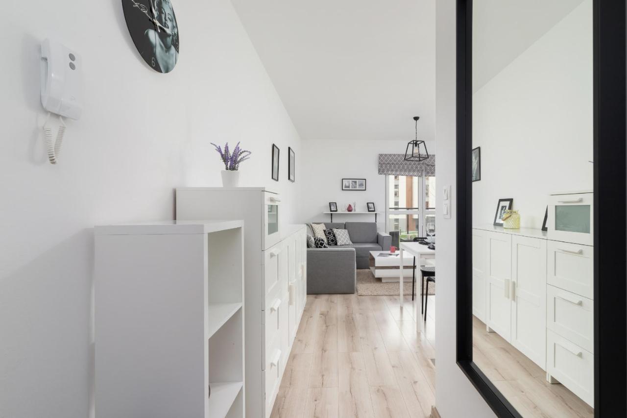 Krowodrza Apartment Premium With Balcony By Renters Prestige Krasków Exterior foto